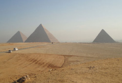 3大ピラミッド