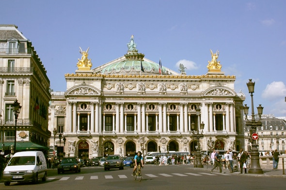 パリのランドマーク的存在「オペラ座」