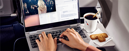 アメリカン航空　片道機内Wi-Fi無料