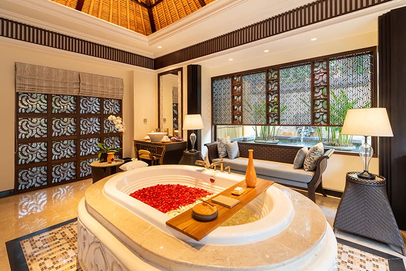 アヤナ ヴィラズ バリ 1ベッドルームオーシャンビューヴィラ バスルームイメージ