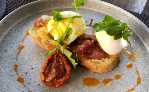 朝食には絶品アラカルト！