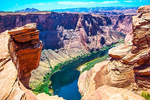 急カーブするコロラド川