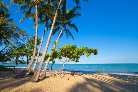 ケアンズ近郊にある美しいビーチ