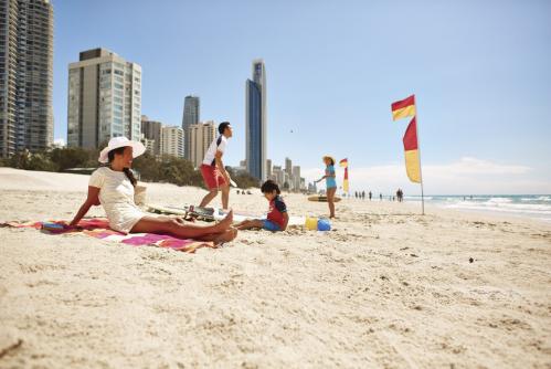 ゴールドコースト　©Jamie MacFadyen, Tourism Australia