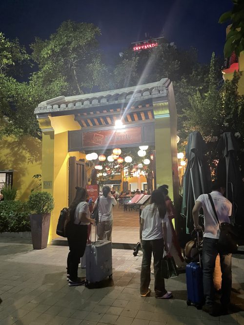 ＭADAME ＬAN ダナン