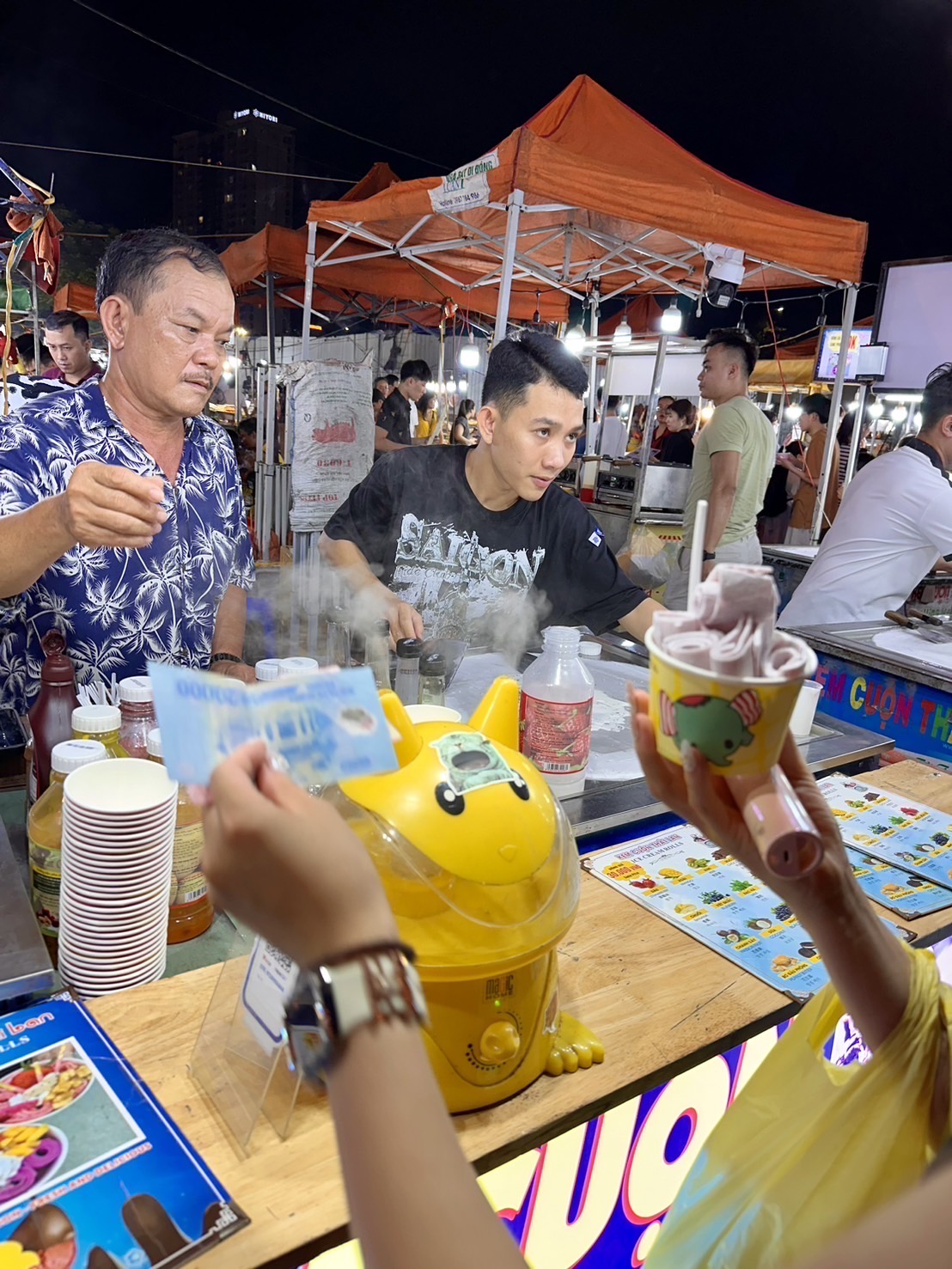 ロールアイスをいただきました♩