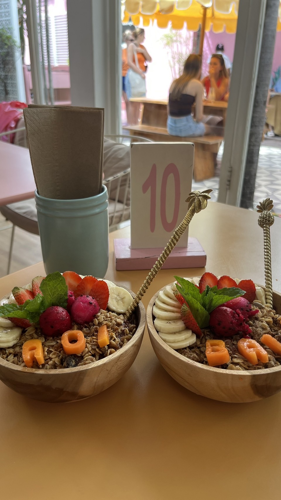 アサイーボウル