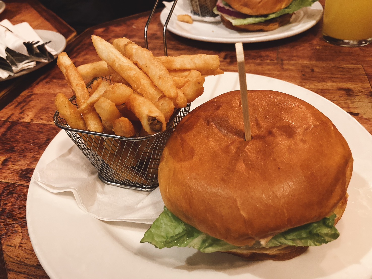 バイソン肉のハンバーガー