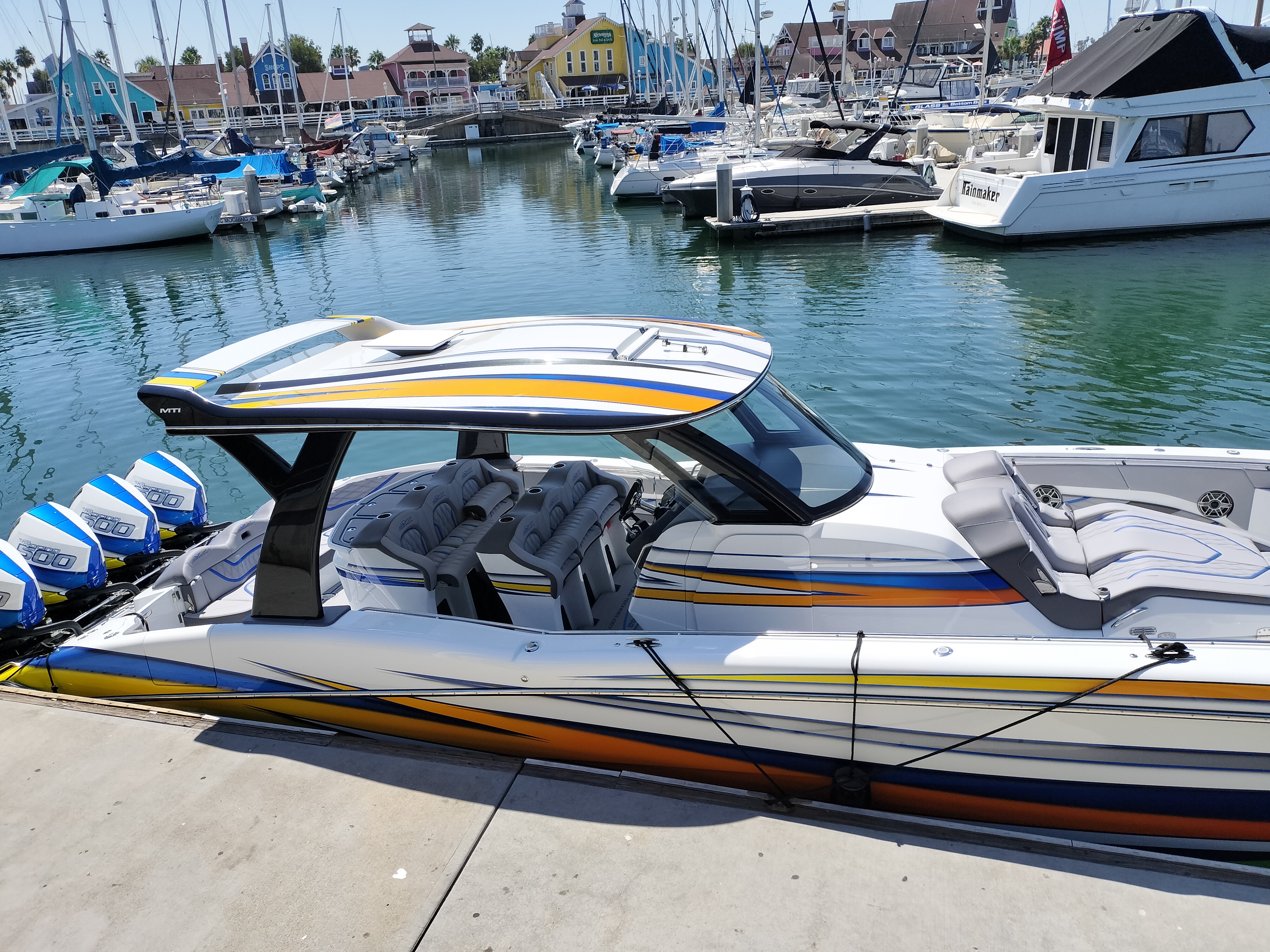 ヨットハーバー