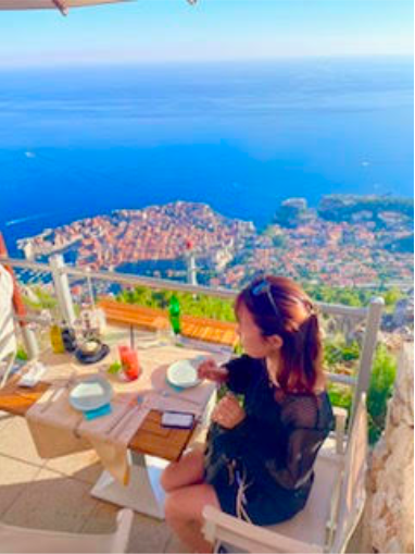 スルジ山頂の「Panorama Restaurant」