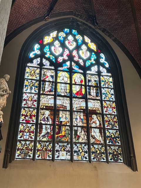 ステンドグラス！美しかった！