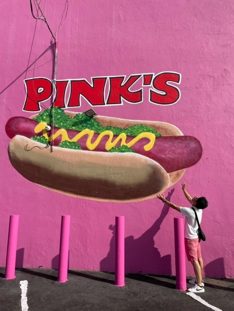 ピンクスホットドッグ