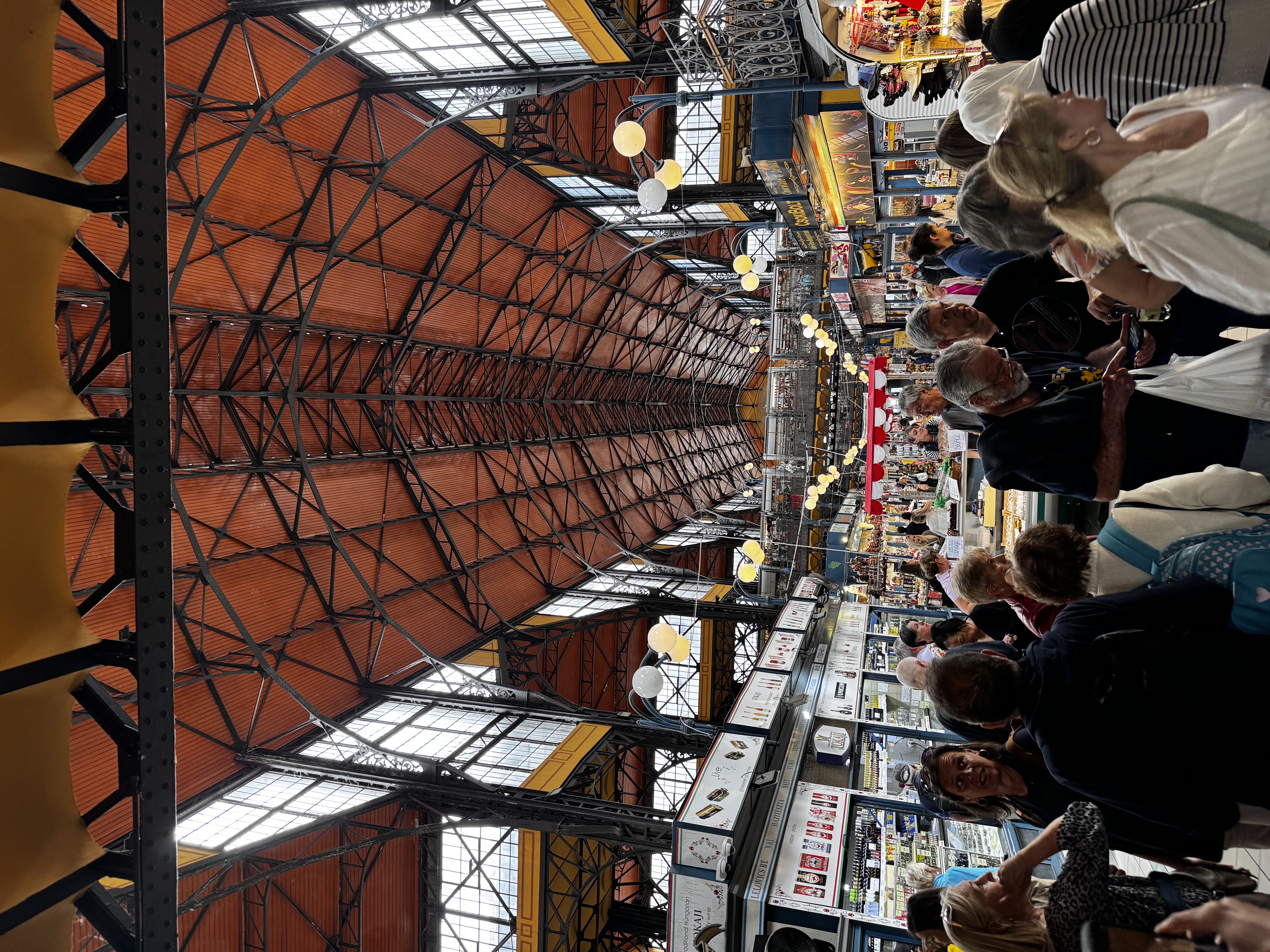 ブダペスト中央市場