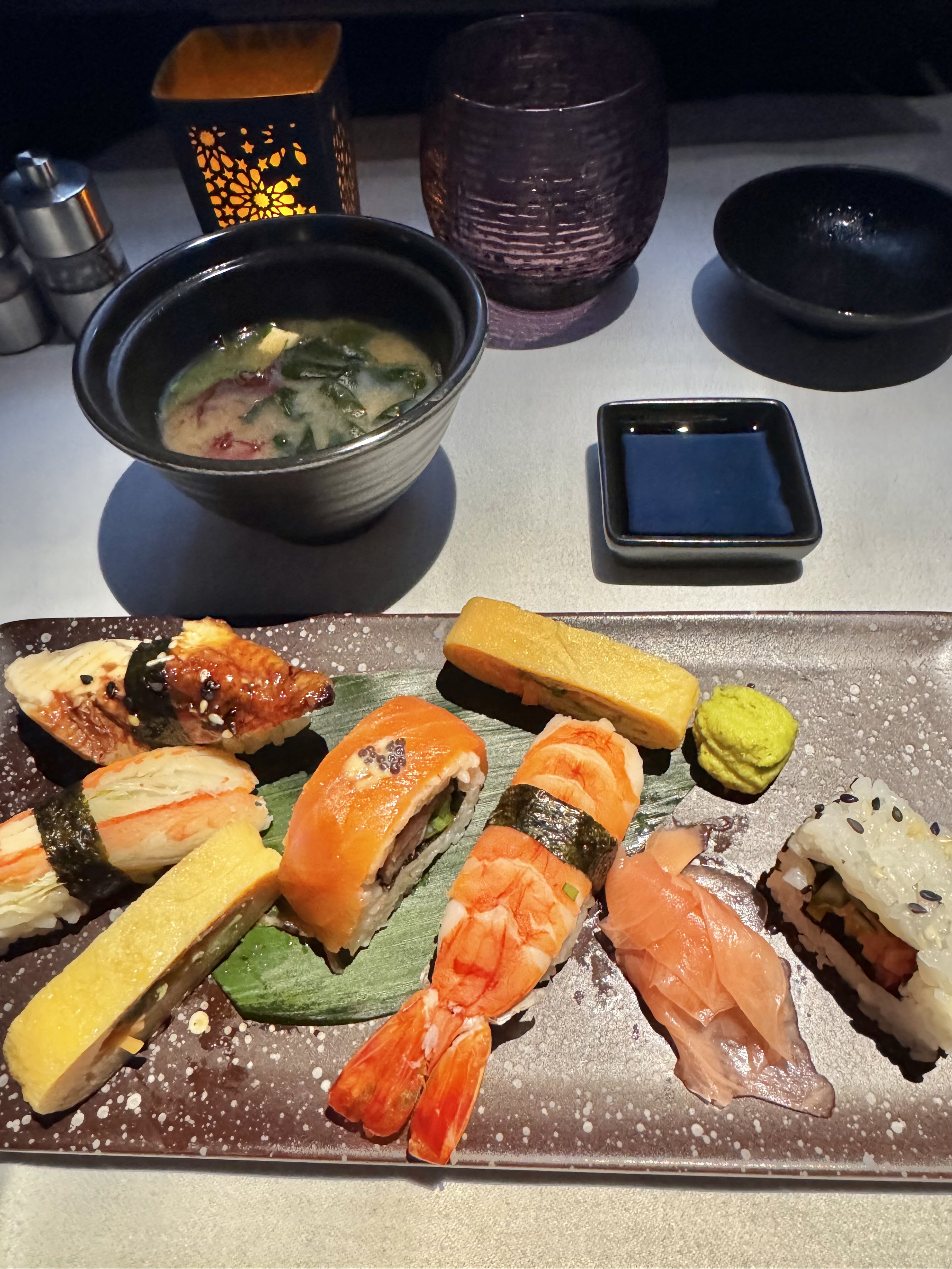 カタール航空ビジネスクラスの機内食一例