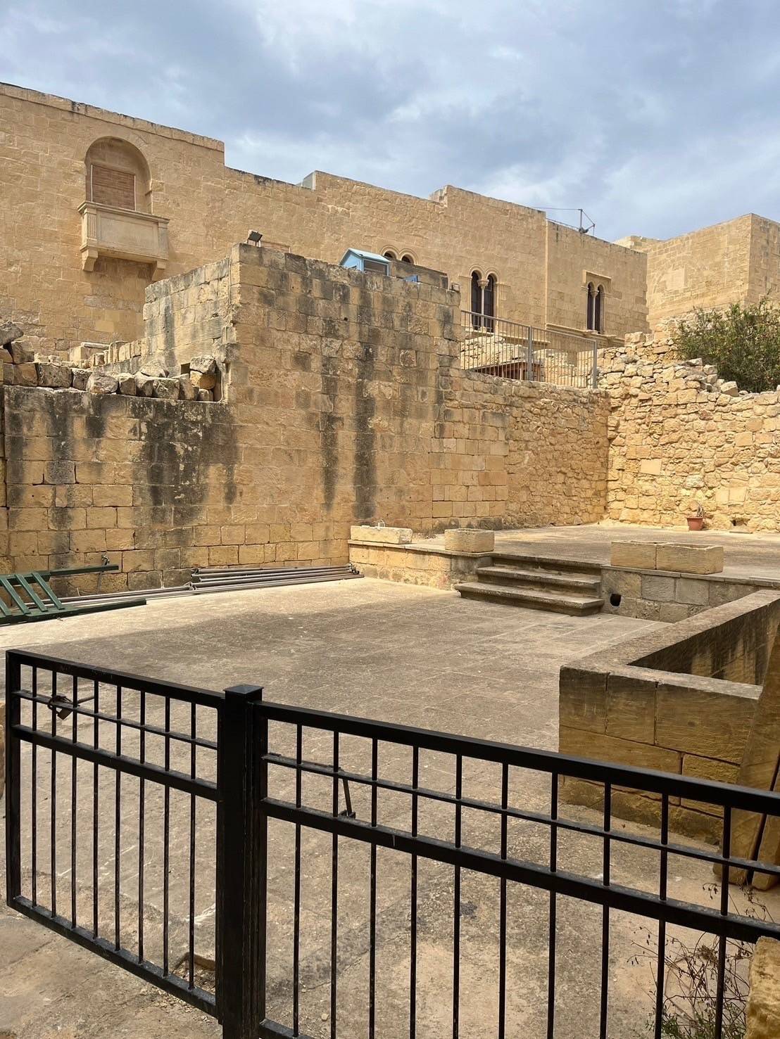 大要塞チタデル