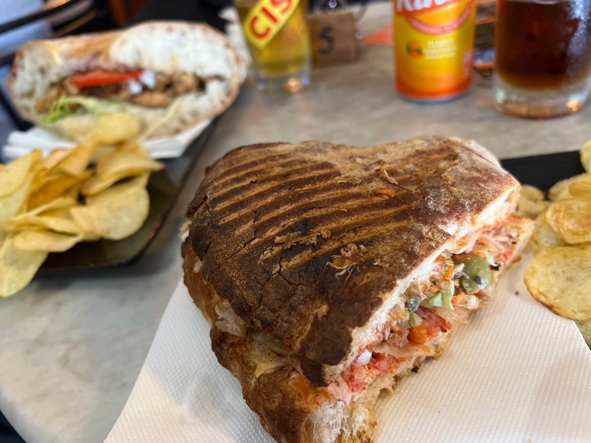 マルタ名物フティーラ