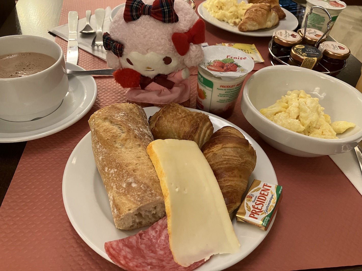 ミラベル(フランスの梅に似た果物)ジャムも美味しかったです