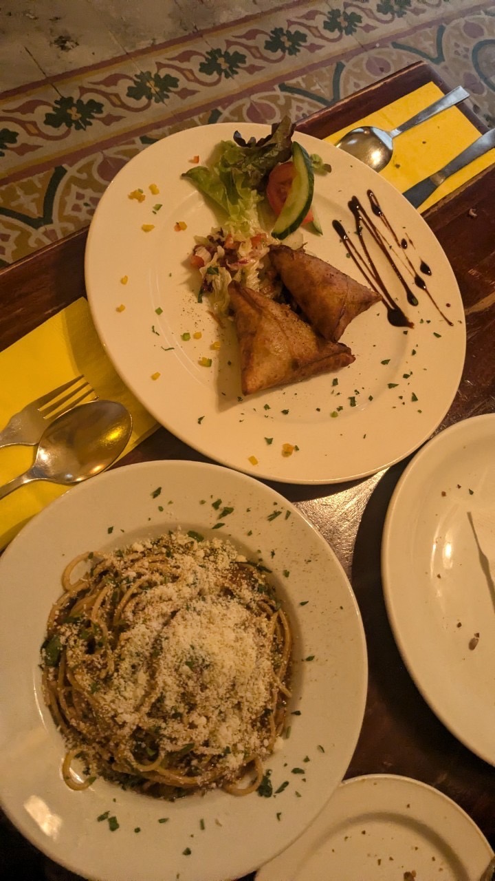 「Ta' kris」で食べたマルタ料理