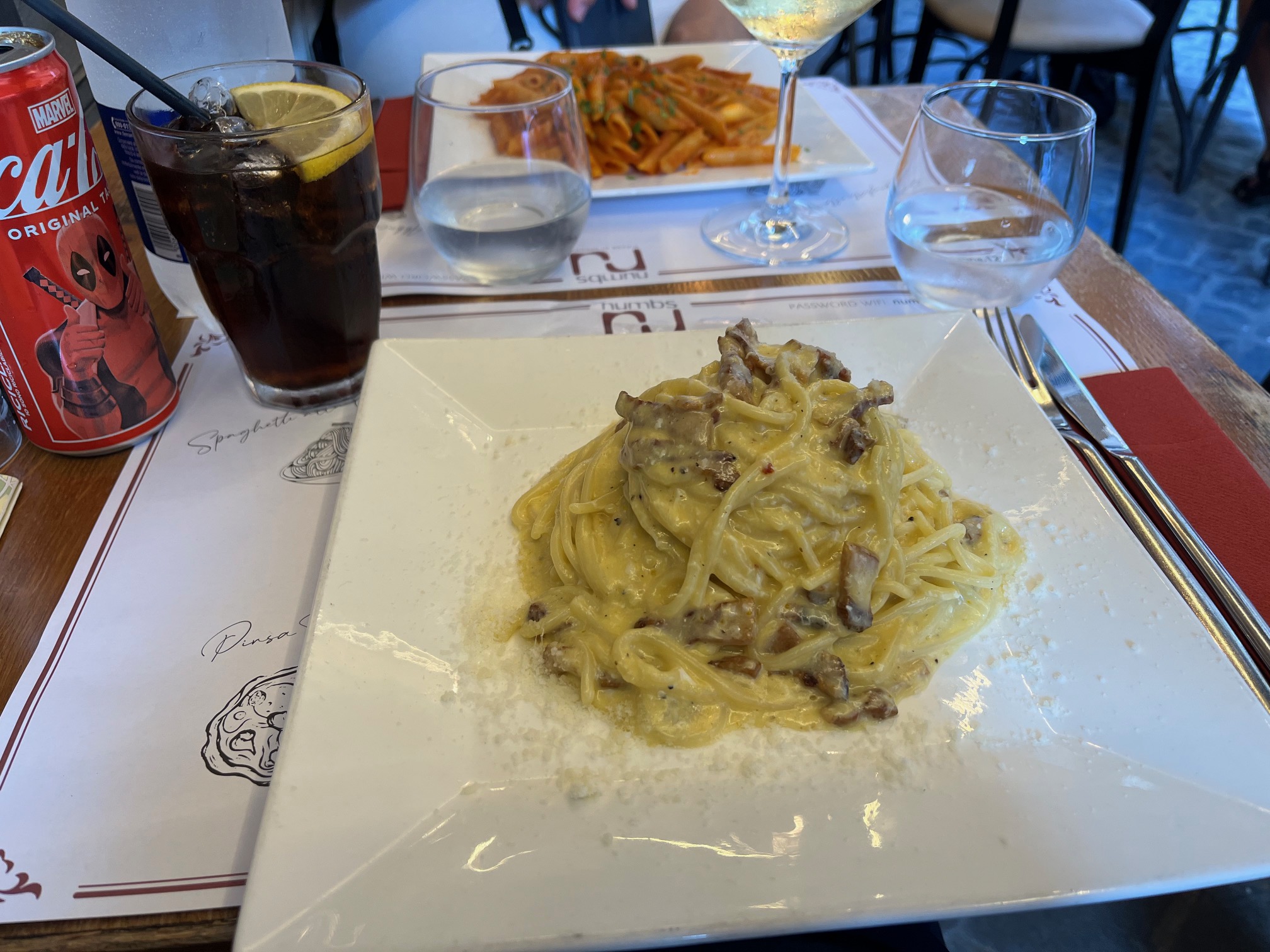 最終日最後の晩餐ＮＵMＢＳくちーなの前値段典型的エスプレッソがおいしい