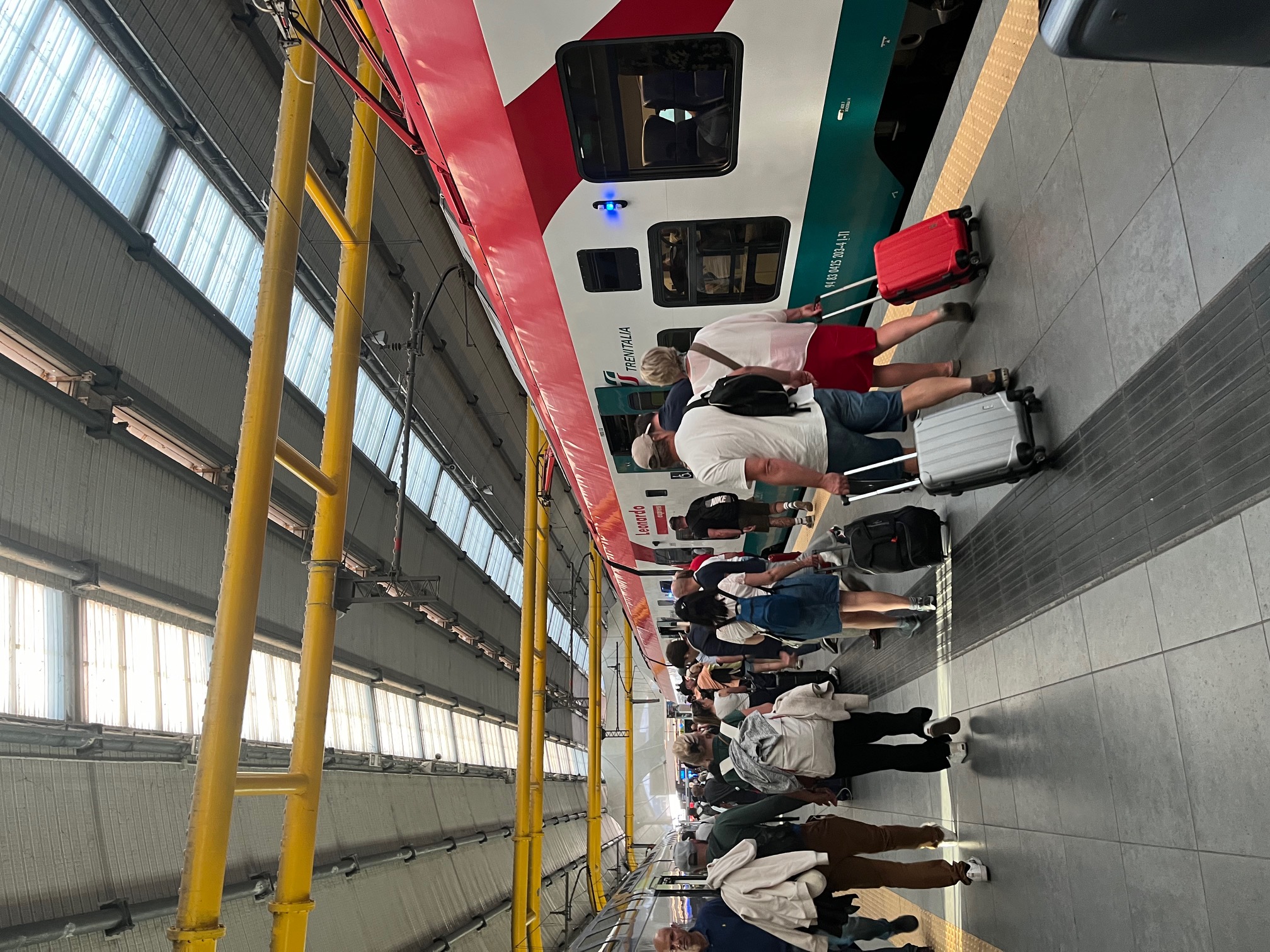 レオナルドエクスプレス