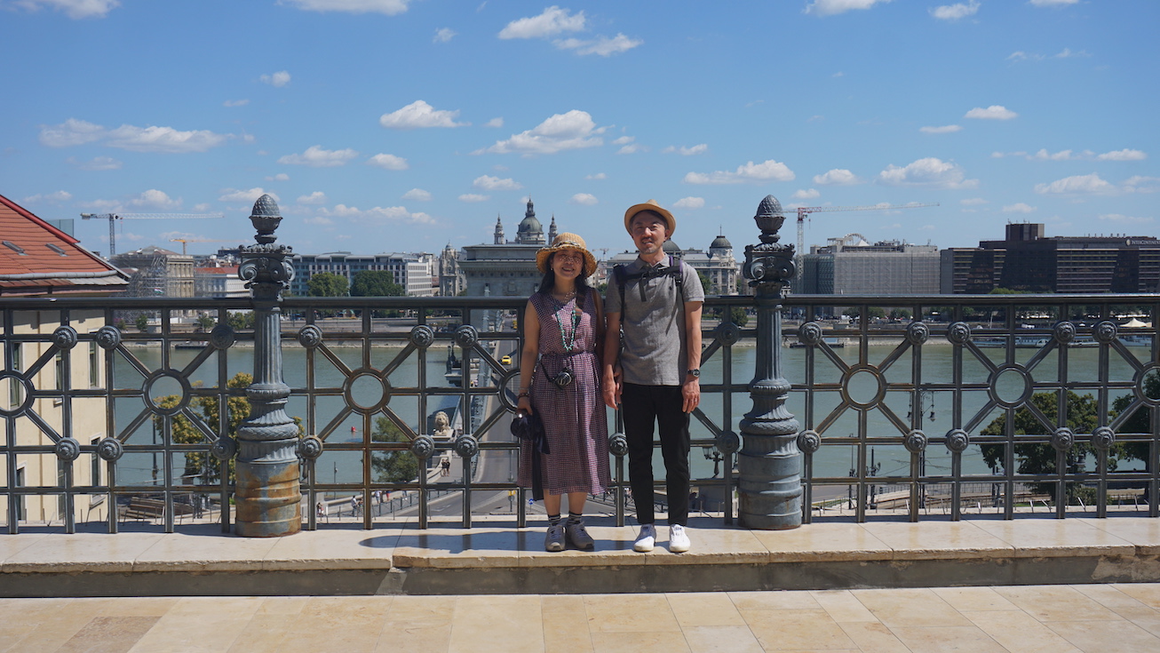 ブダペストにて鎖橋を見下ろせる展望台から