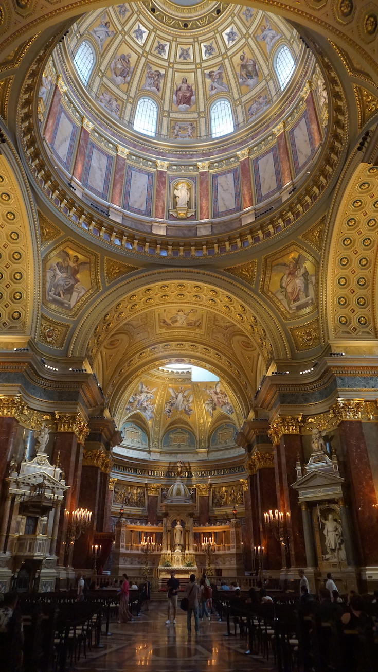 聖イシュトヴァーン大聖堂内部