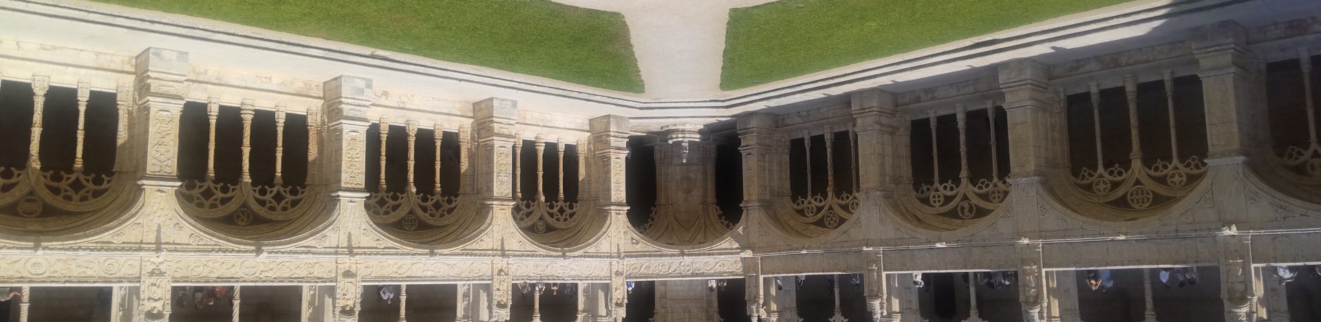 ジェロニモス修道院の中庭