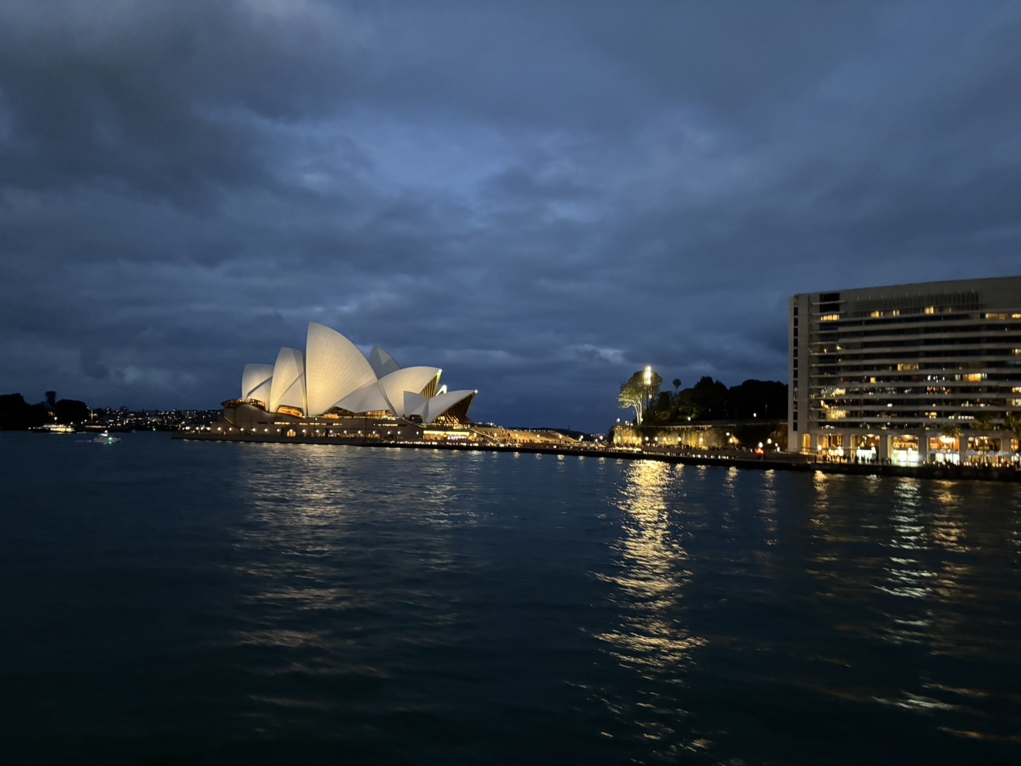 フェリーからオペラハウス