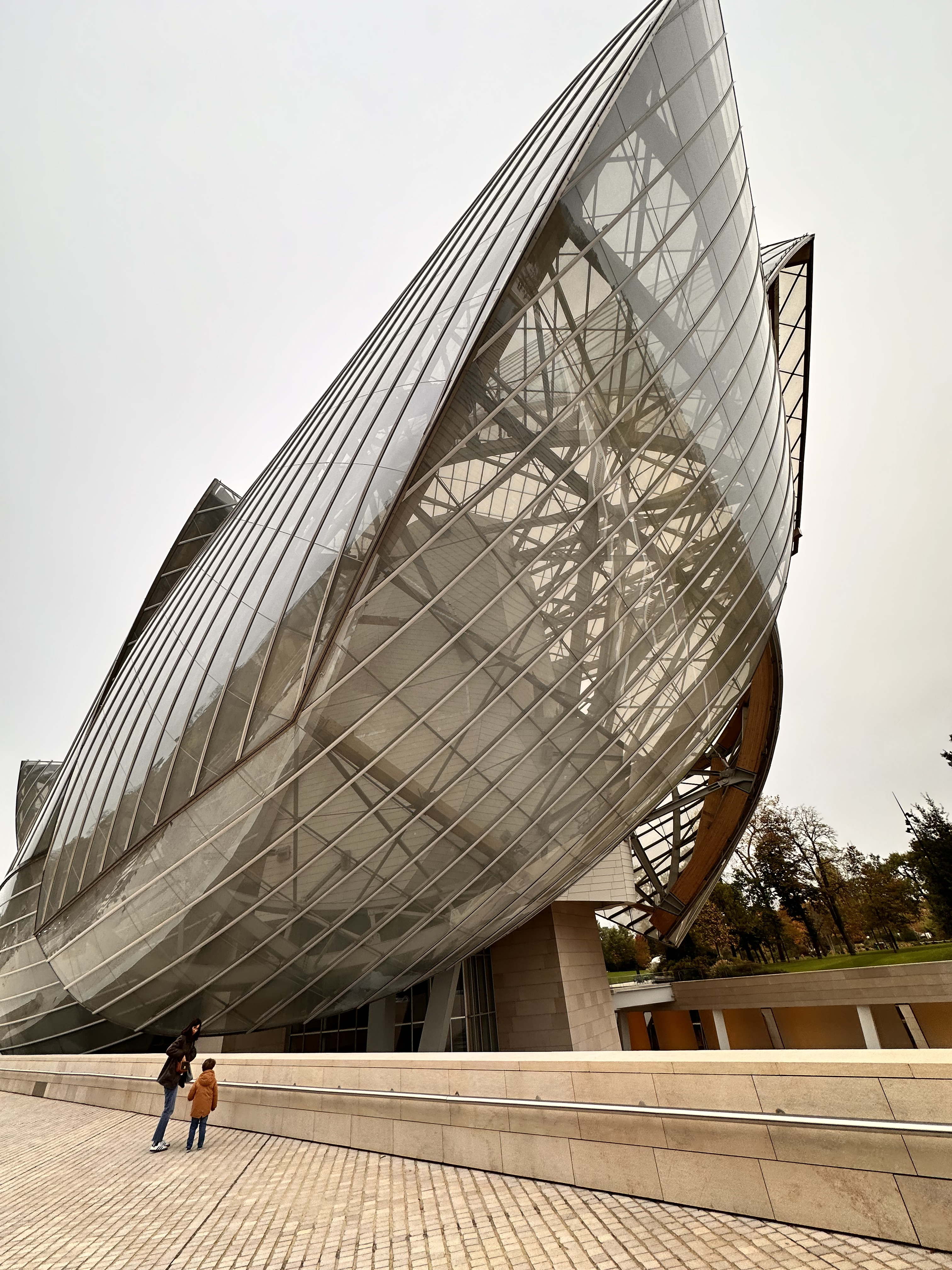 フォンダシオン ルイ・ヴィトン