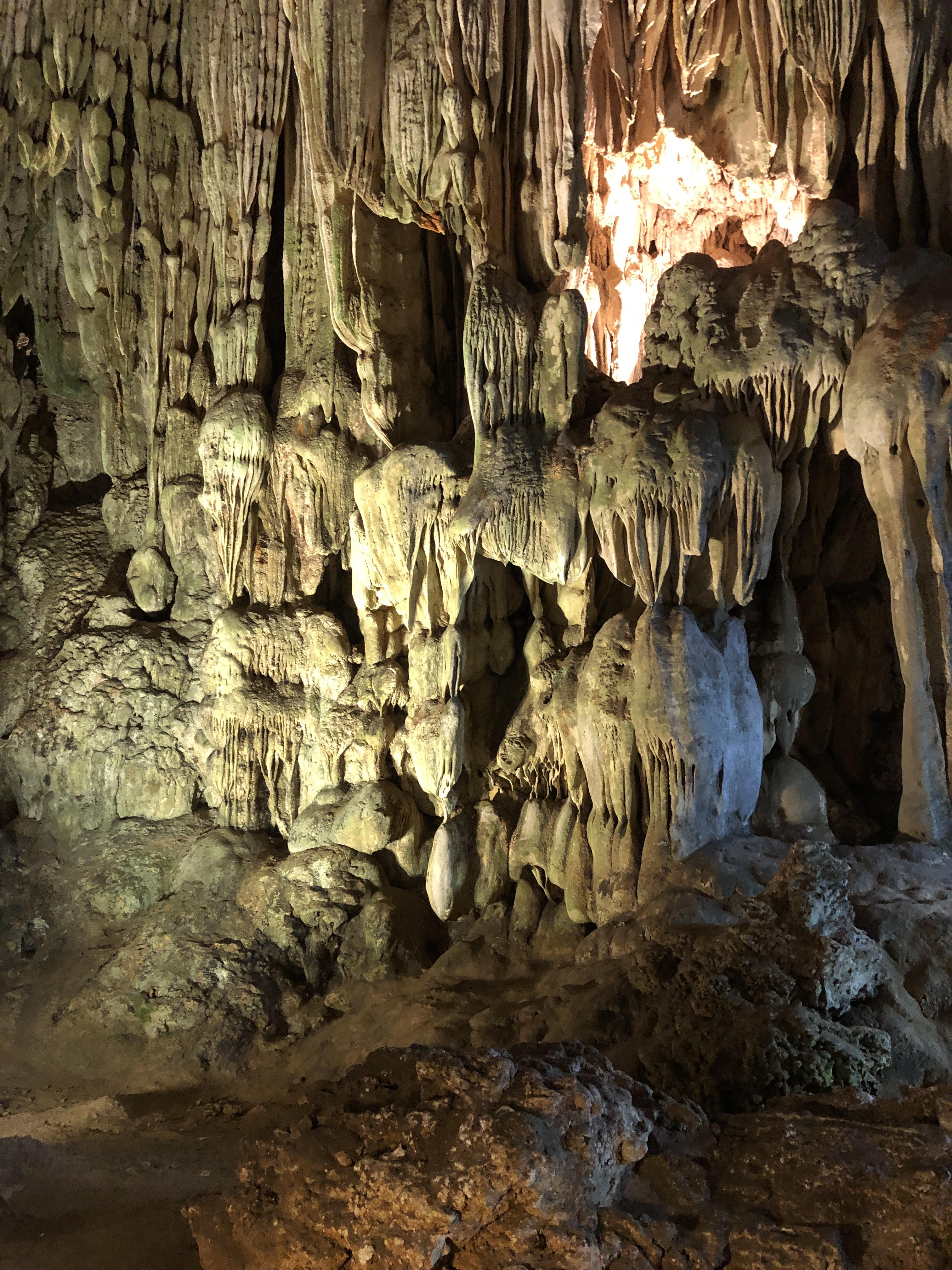 鍾乳洞