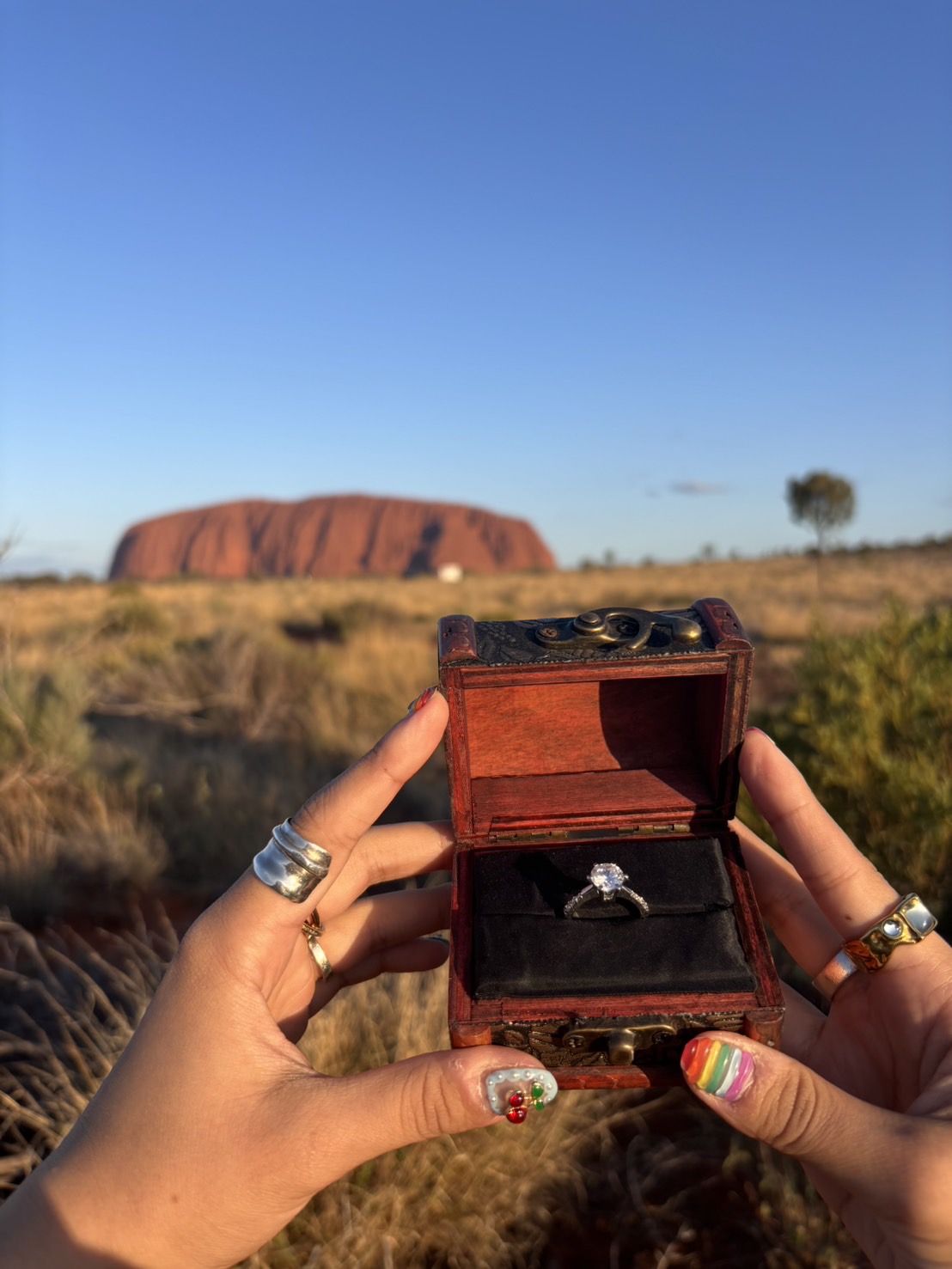 エアーズロックと結婚指輪