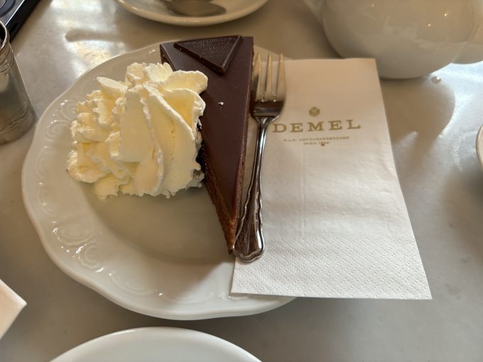 デメルのザッハートルテ