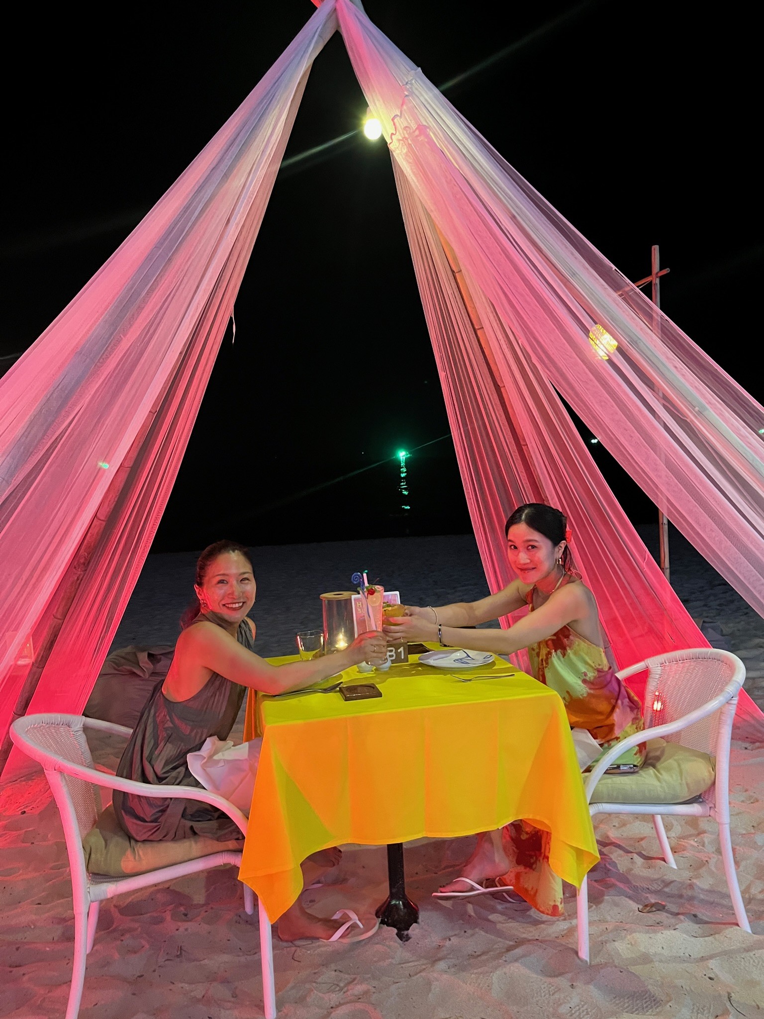 特典でディナーを１回プレゼントしていただきました！