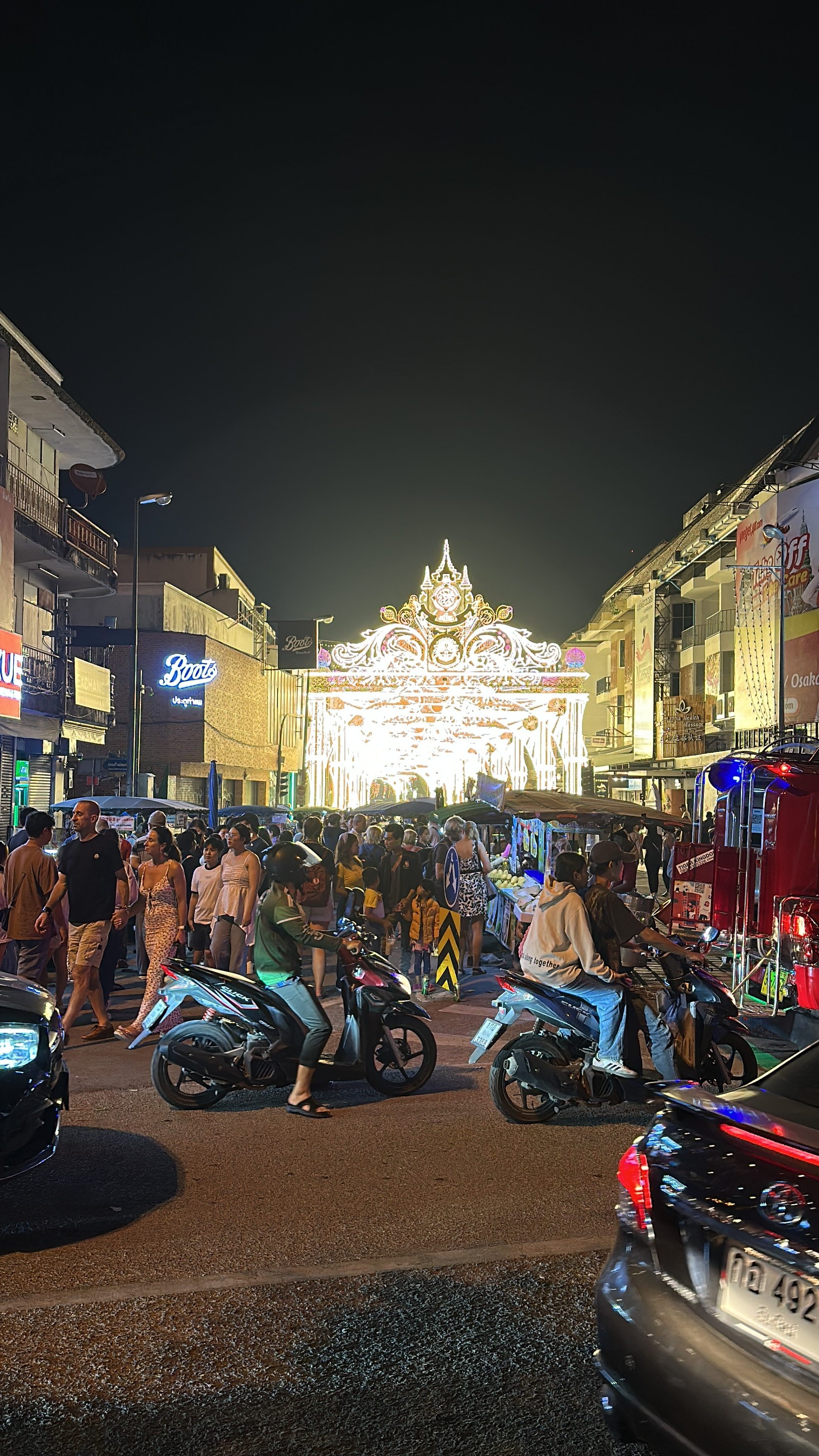 チェンマイの夜の様子