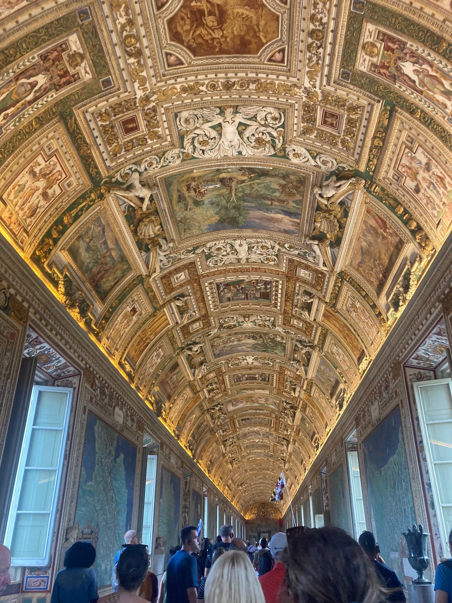 9月23日バチカン美術館1