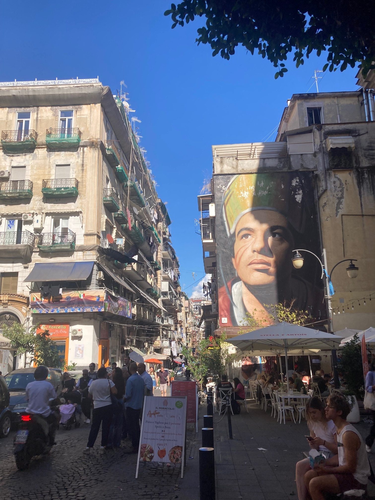 9月19日ナポリ街中