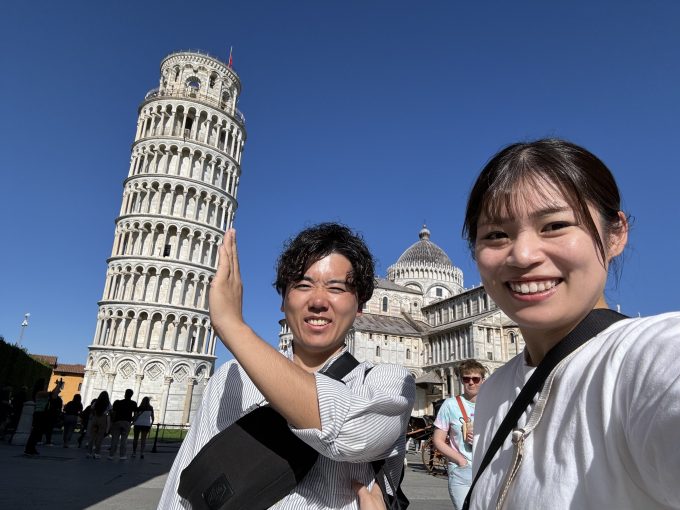 ピサの斜塔にて
