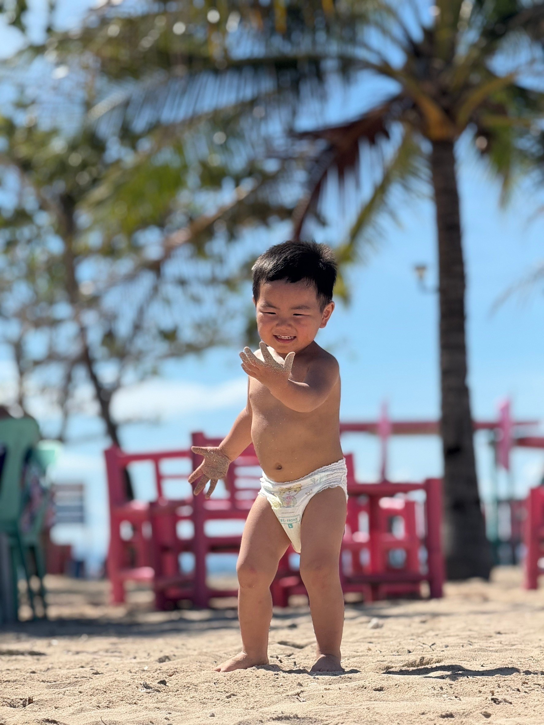 息子もご機嫌でセブの海を楽しんでいました