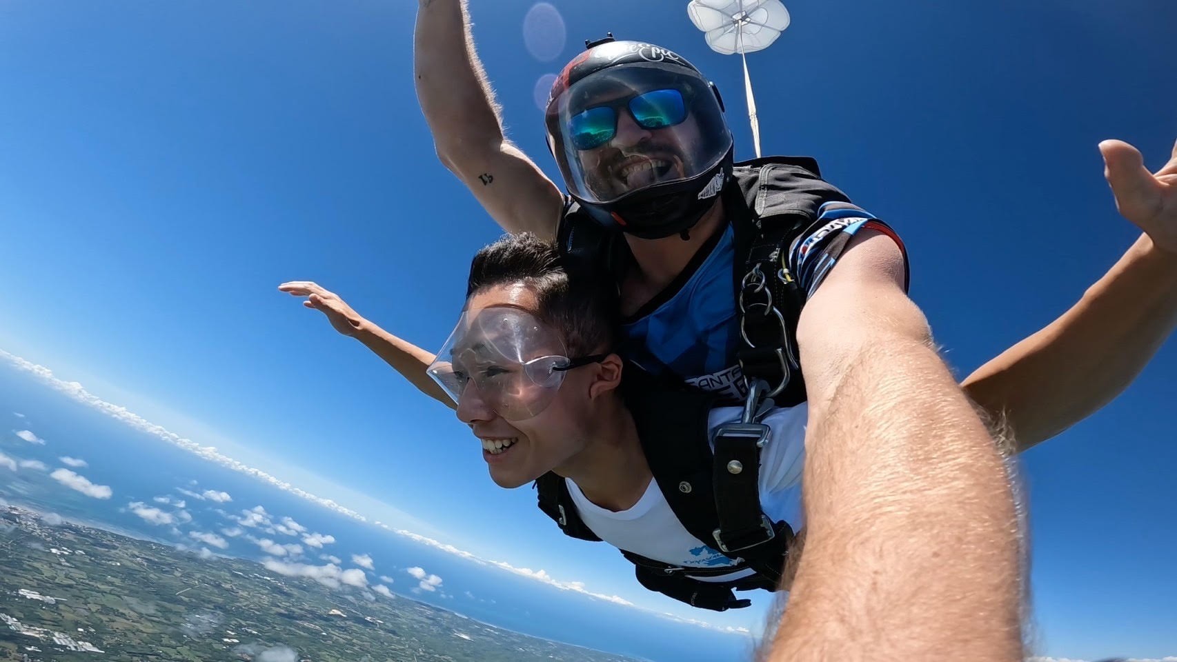 スカイダイビング