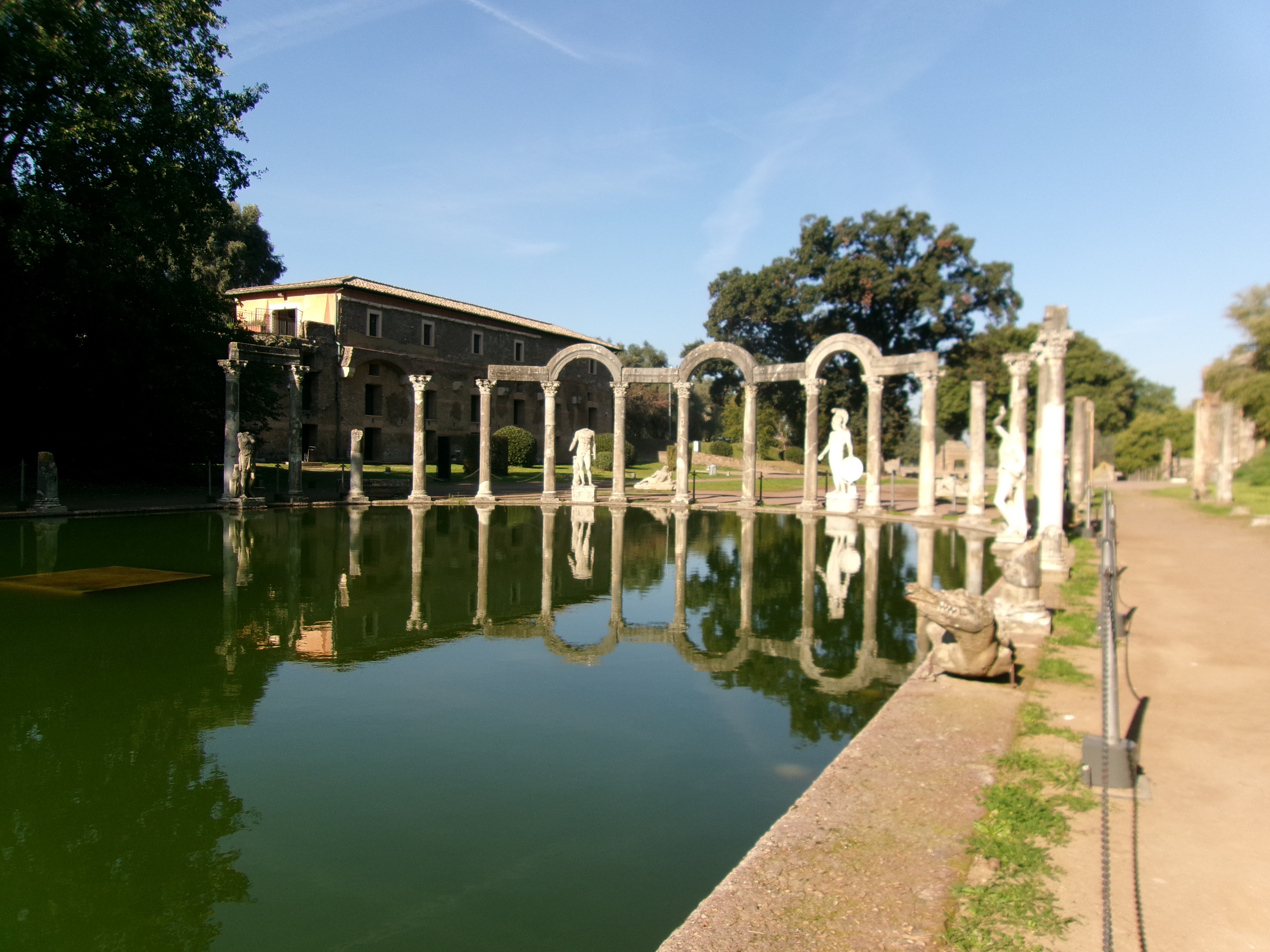 ヴィラアドリアーナ