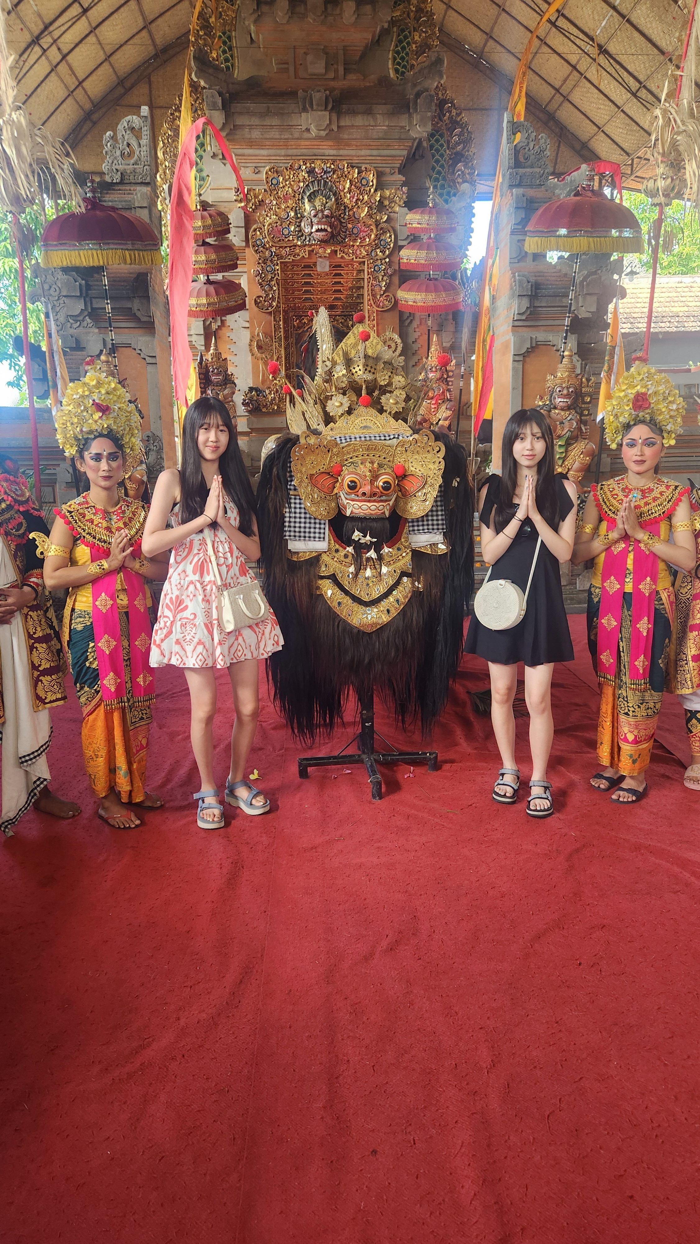 バトゥブラン村にてバロンダンスを鑑賞