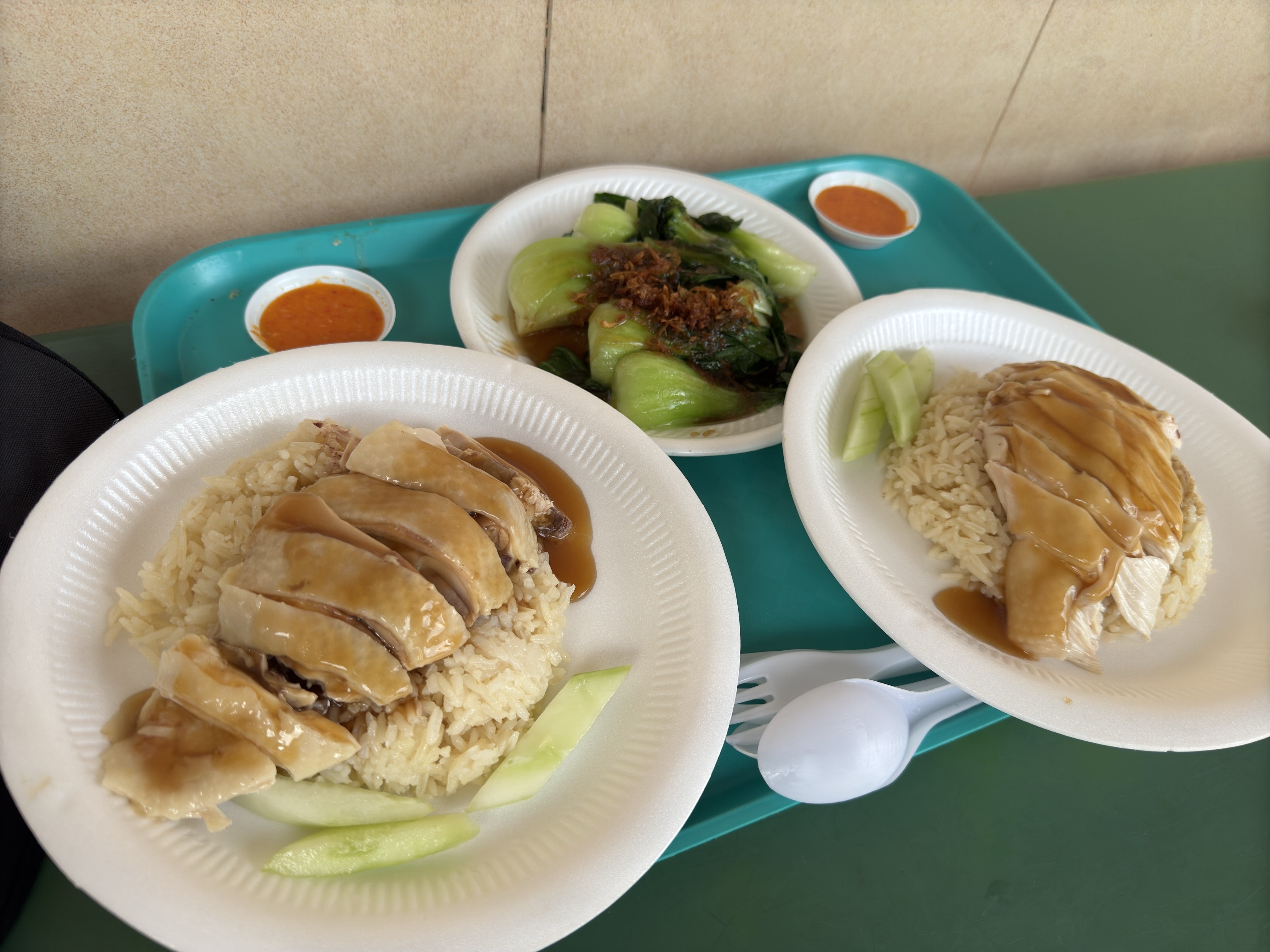 チキンライス！青菜炒めも美味しかったです！