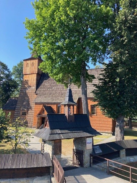 ウォプシュナの木造教会