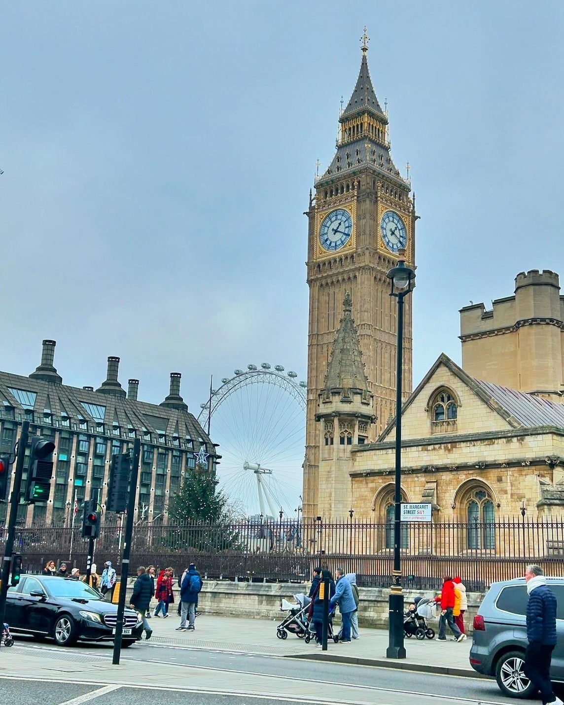 ビッグベンとロンドンアイ