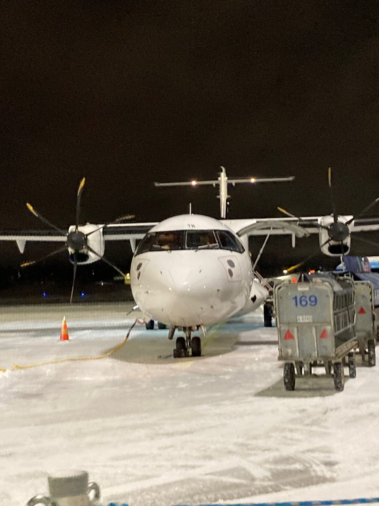 フィンエアーでロヴァニエミからヘルシンキへ移動