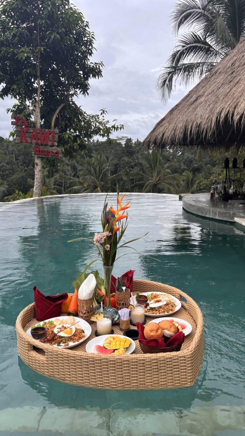 フローティングランチ