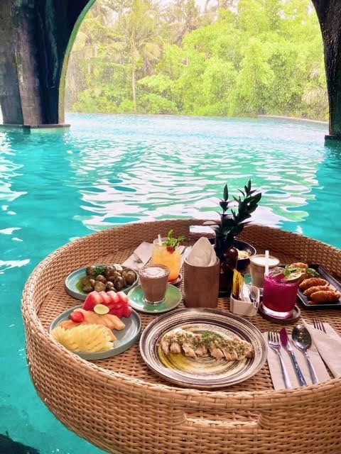 フローティングランチ