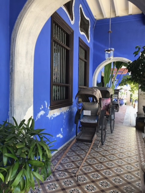 ブルーマンション