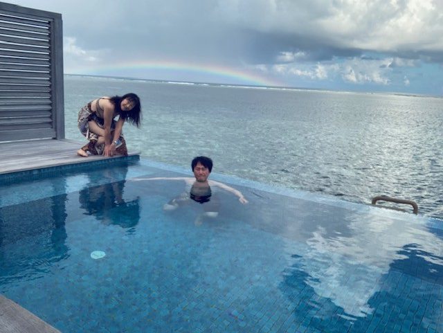 水上コテージのプール