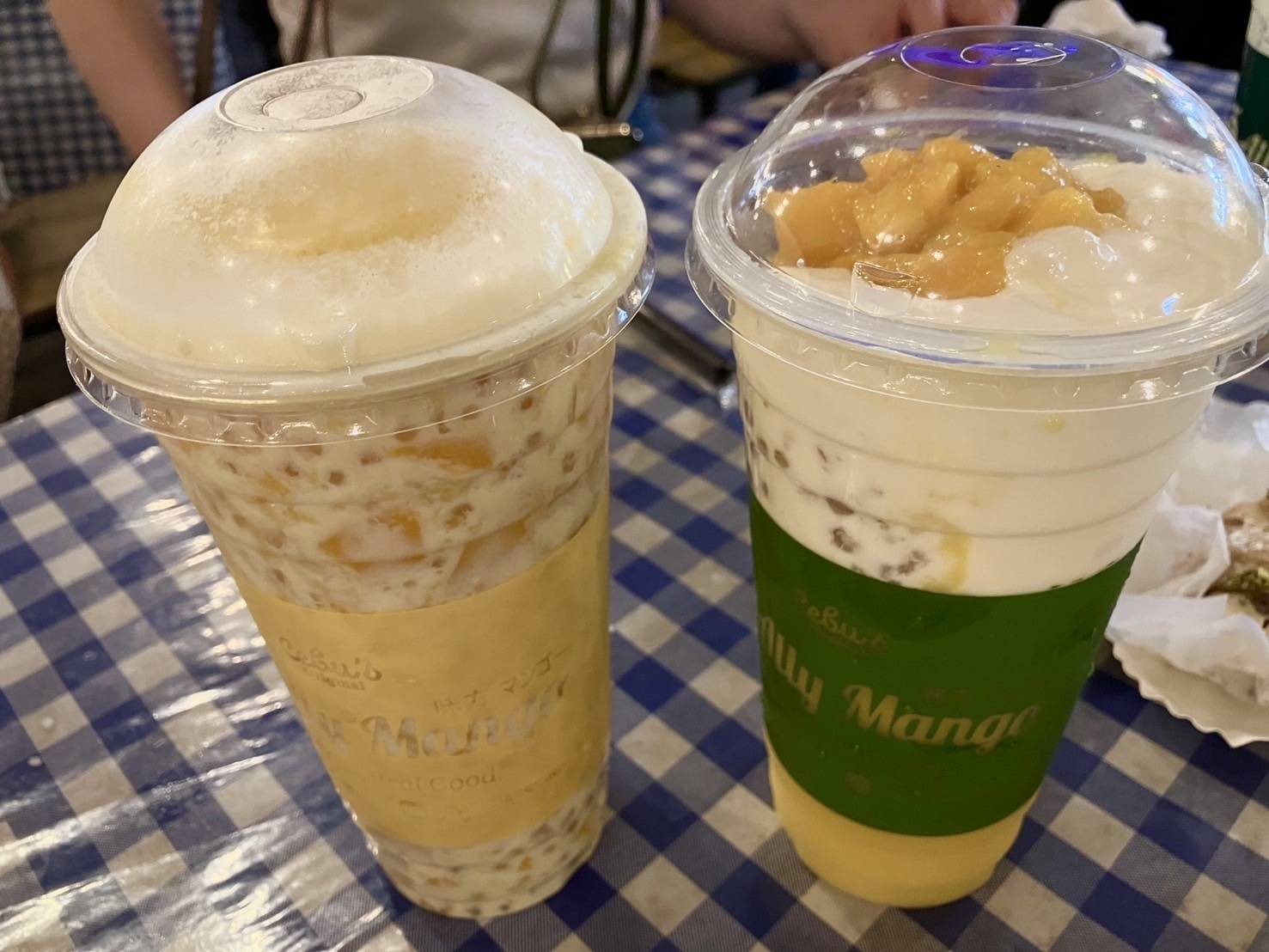 濃厚なマンゴーシェイク